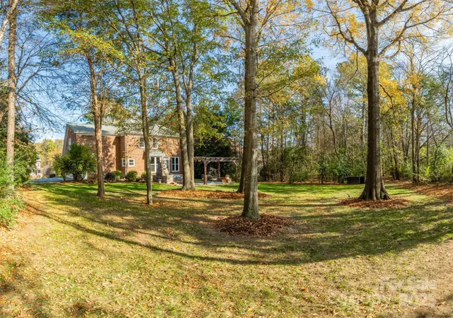 $569,000 | 5729 Woodridge Court Northwest, Concord, NC 28027