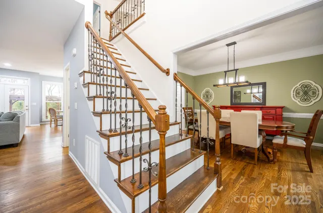 $569,000 | 5729 Woodridge Court Northwest, Concord, NC 28027