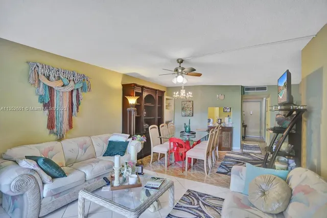 $169,000 | 1710 Northeast 191st Street, Unit 1173, Miami, FL 33179