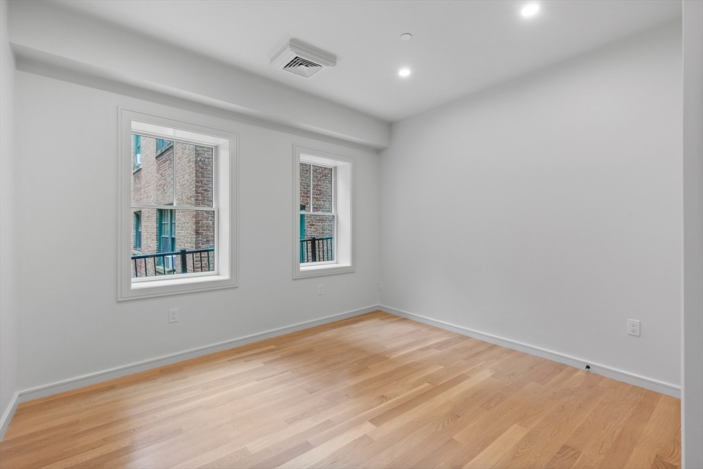 6 Claflin Road, Unit 1 Brookline, MA 02445 - Photo 13 of 20