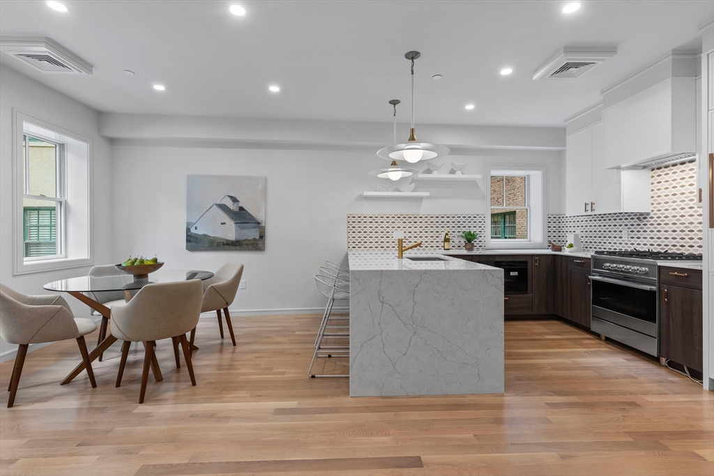 6 Claflin Road, Unit 1 Brookline, MA 02445 - Photo 5 of 20