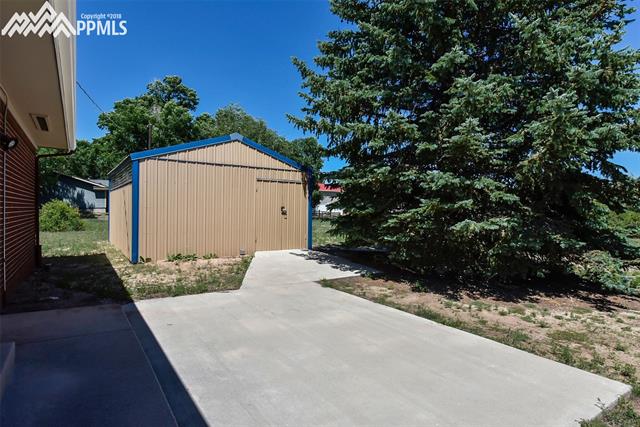 7513 Tudor Road Colorado Springs, CO 80919 - Photo 23 of 29 Gallery Image 23