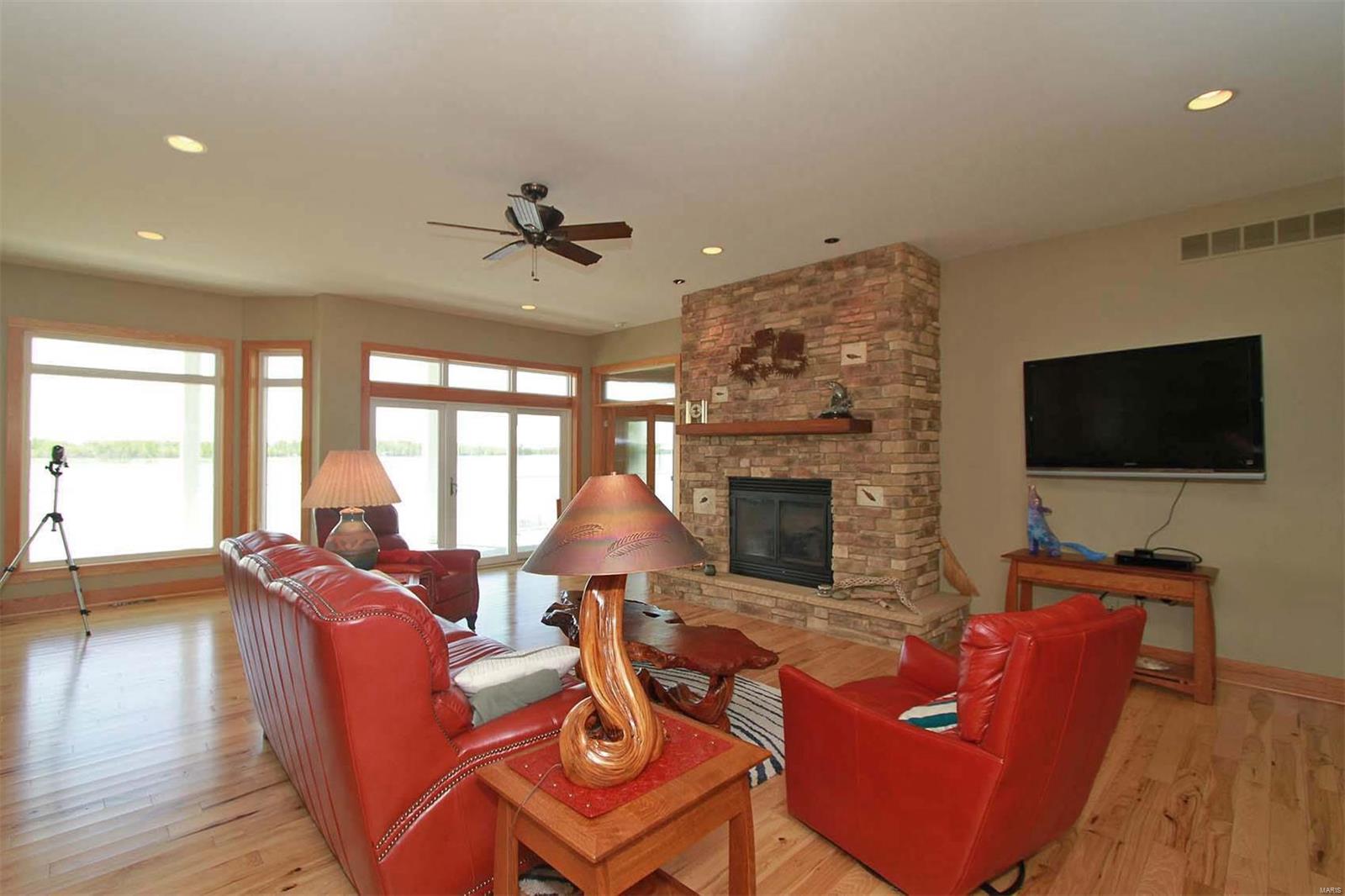 709 Wind Rivers Drive Grafton, IL 62037 - Photo 13 of 35 Gallery Image 13