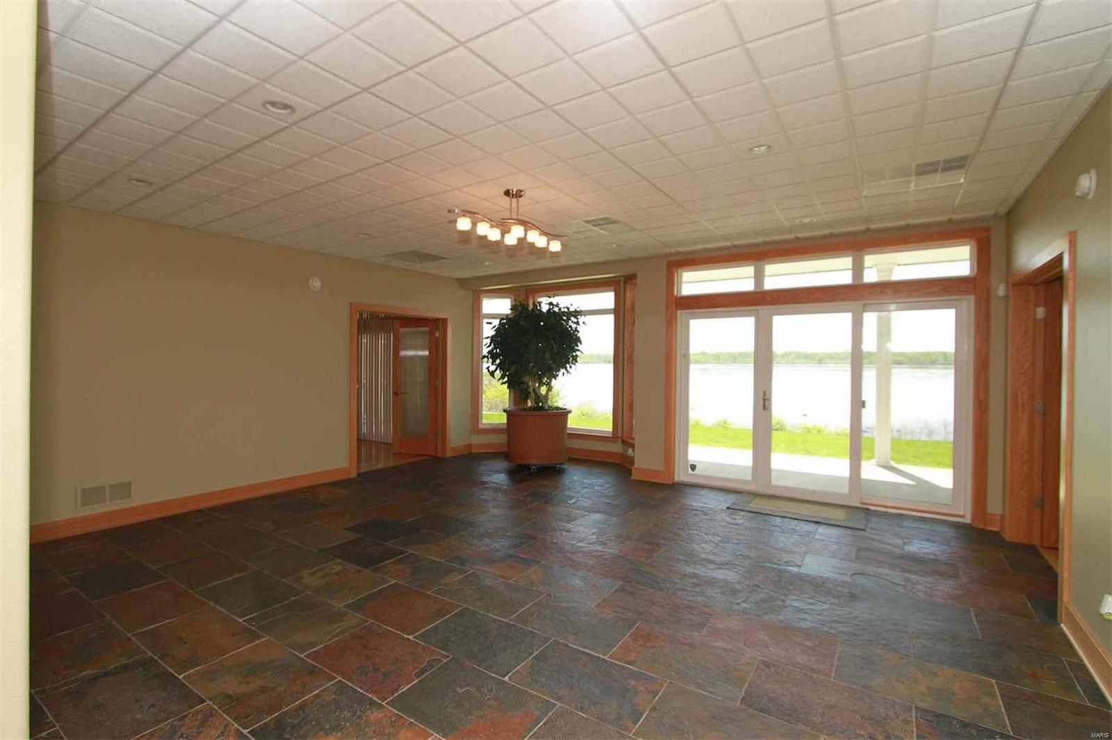 709 Wind Rivers Drive Grafton, IL 62037 - Photo 30 of 35 Gallery Image 30