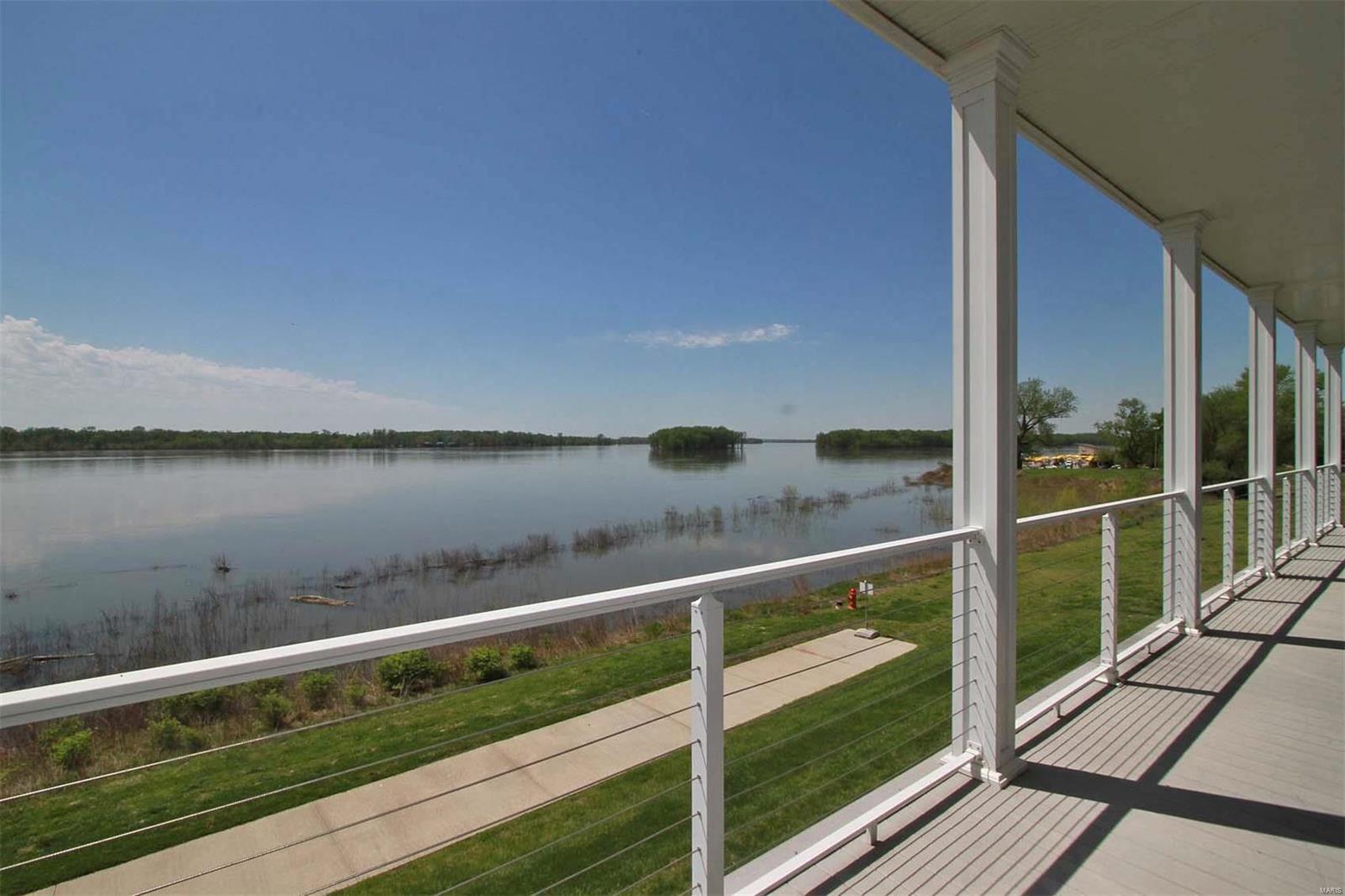 709 Wind Rivers Drive Grafton, IL 62037 - Photo 6 of 35 Gallery Image 6