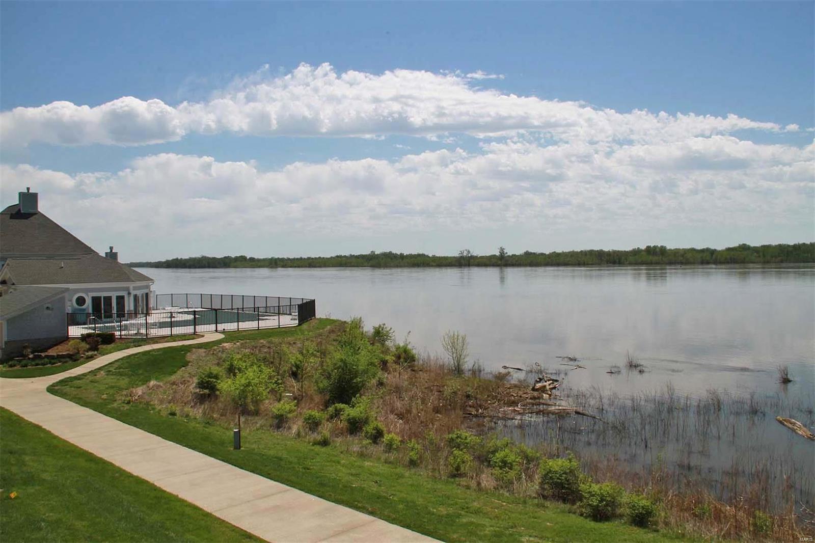 709 Wind Rivers Drive Grafton, IL 62037 - Photo 9 of 35 Gallery Image 9