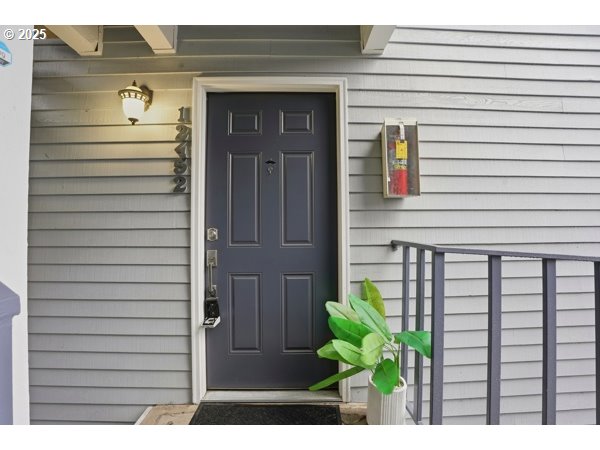 12452 Southeast 110th Court, Unit 117 Clackamas, OR 97015 - Photo 7 of 19