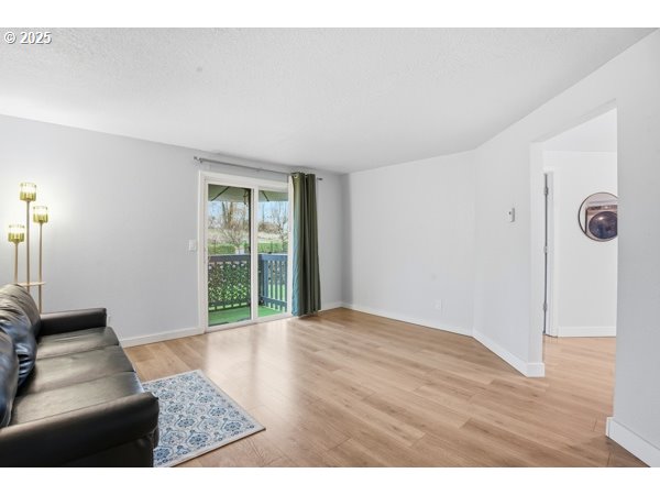 12452 Southeast 110th Court, Unit 117 Clackamas, OR 97015 - Photo 8 of 19