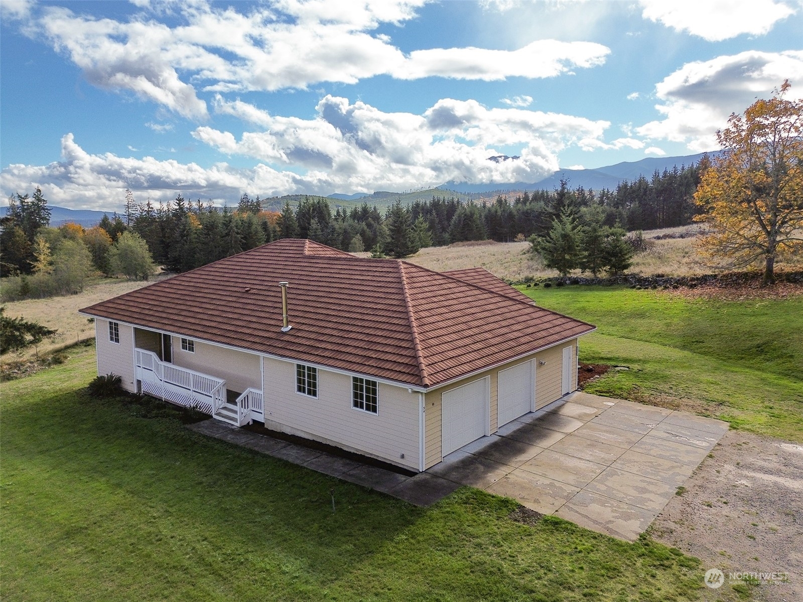 54 Mountain Home Road Port Angeles, WA 98362 - Photo 2 of 38 Gallery Image 2