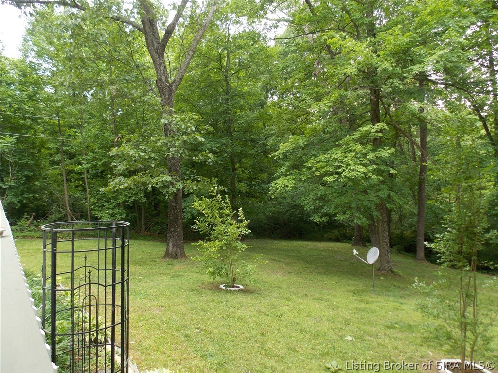 8914 Henryville Otisco Road Otisco, IN 47163 - Photo 6 of 20 Gallery Image 6