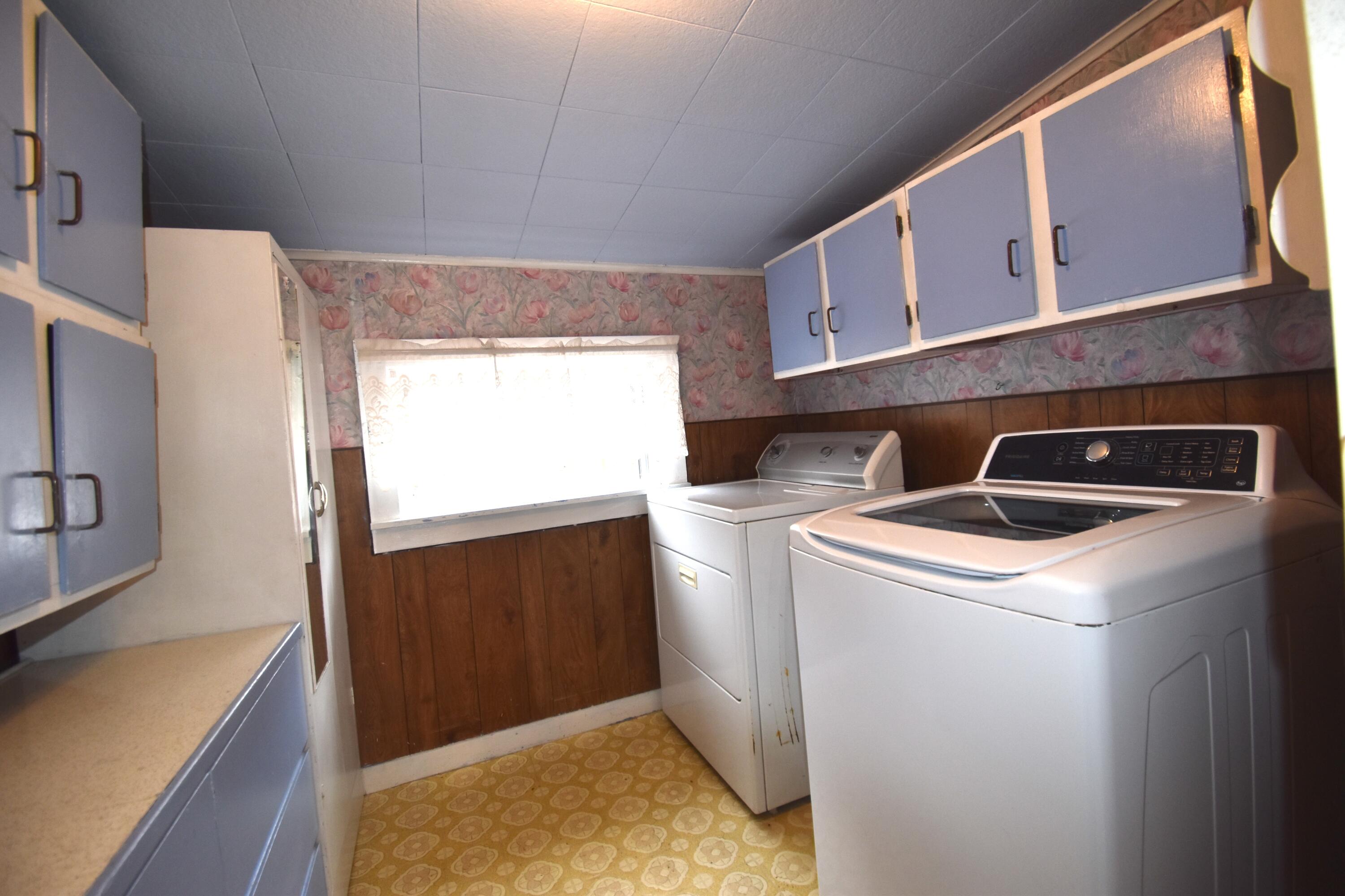 129 Palmer Road Newport, ME 04953 - Photo 12 of 16 laundry