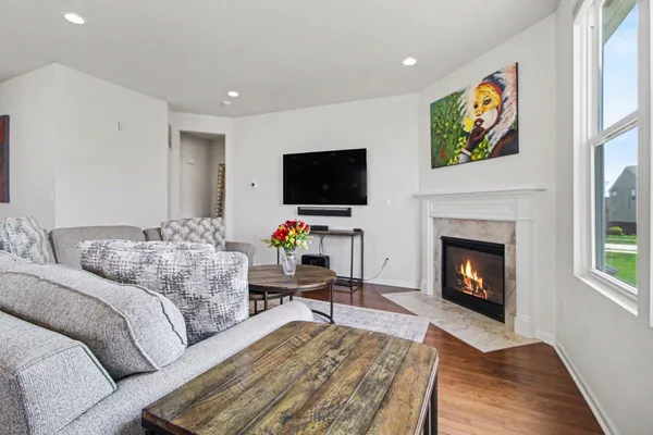$575,000 | 420 Henstride Court, Unit 67, Ann Arbor, MI 48108