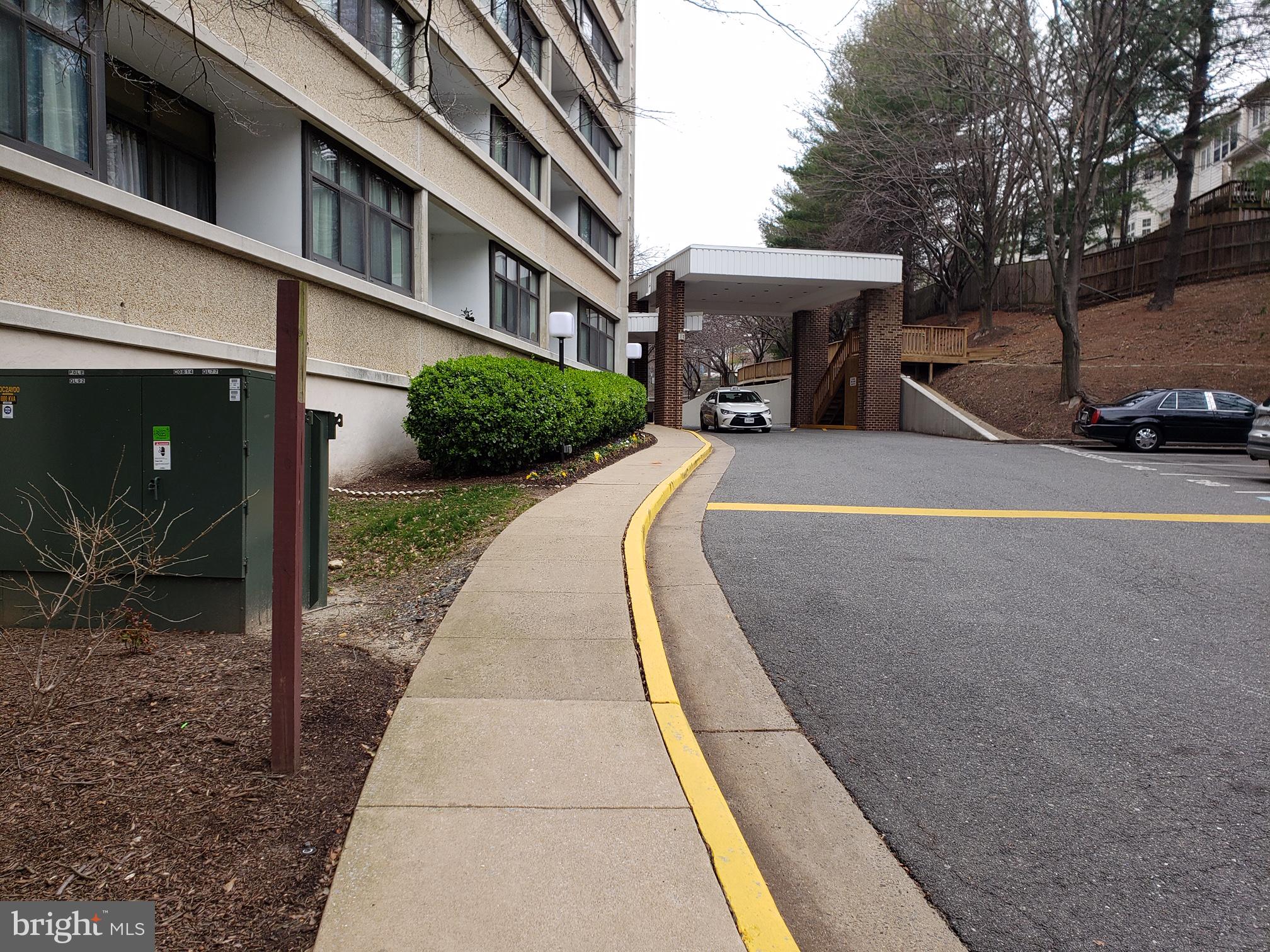 5911 Edsall Road, Unit 407 Alexandria, VA 22304 - Photo 1 of 16