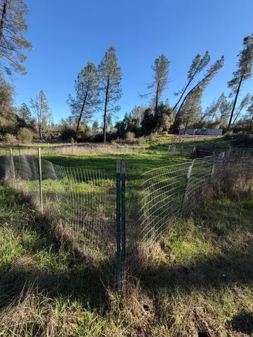 a view of a lake with houses