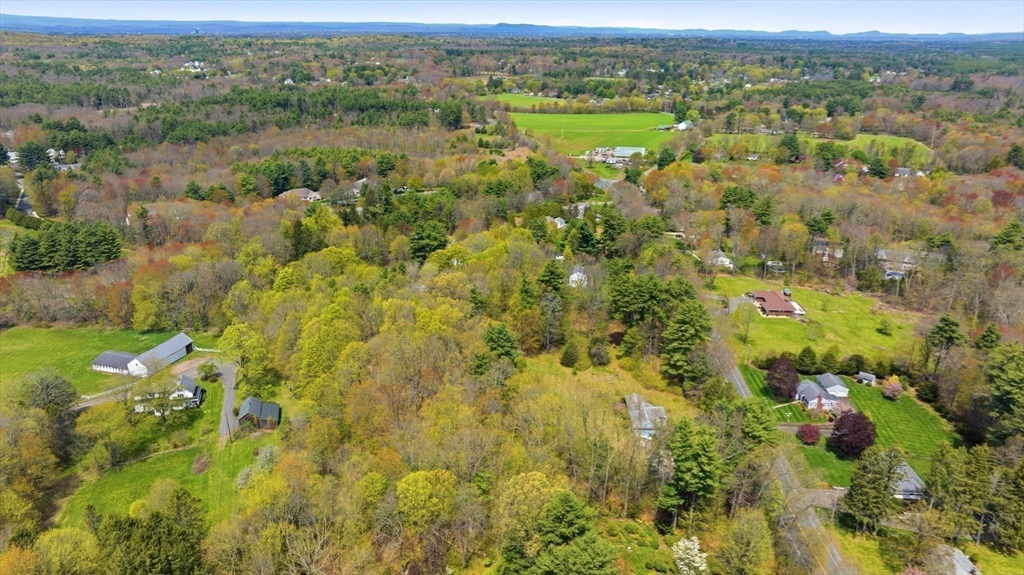 817 Somers Road East Longmeadow, MA 01028 - Photo 4 of 34