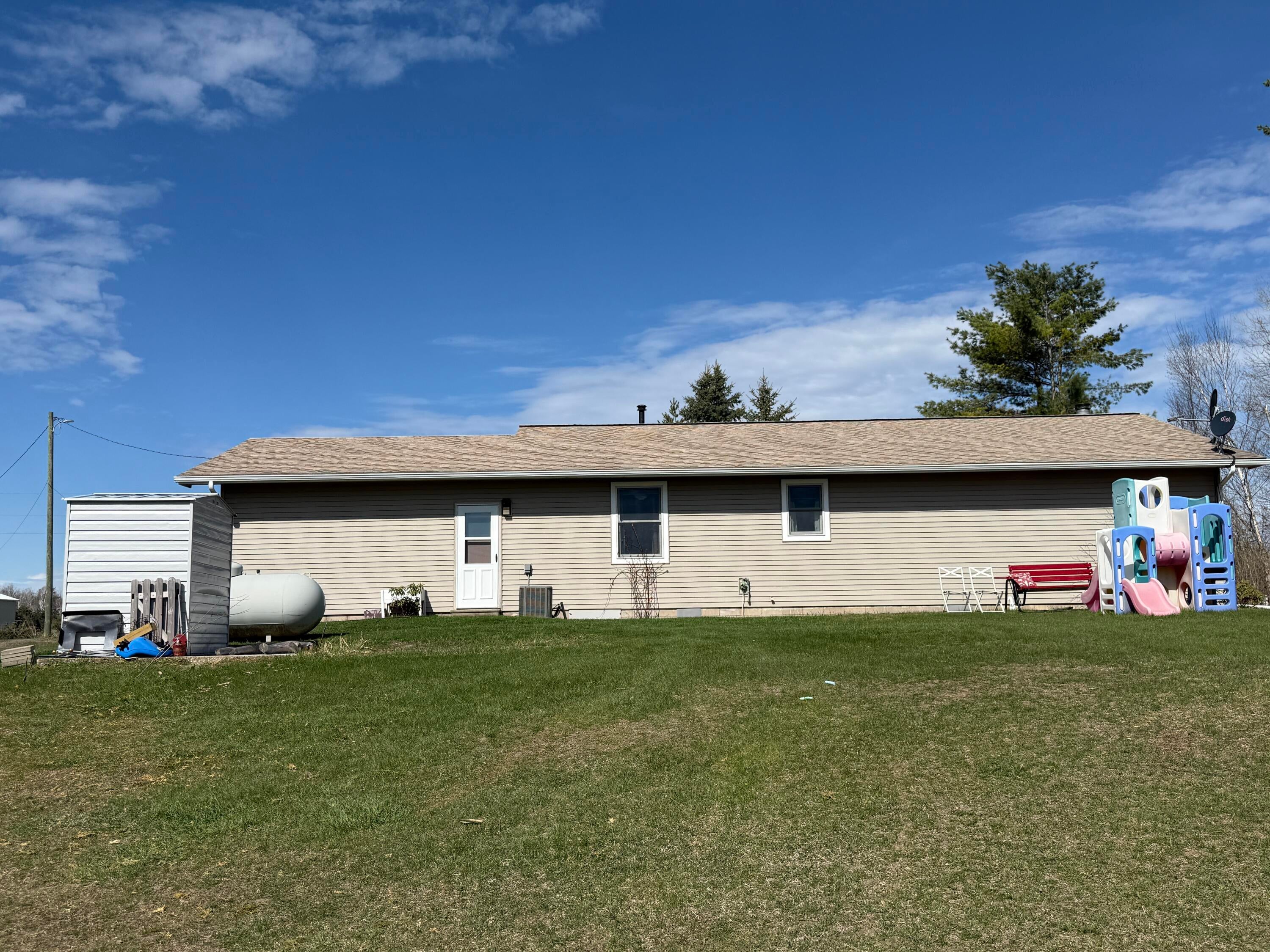 8888 Inverness Trail Road Cheboygan, MI 49721 - Photo 13 of 23 Gallery Image 13