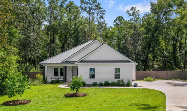 $469,000 | 121 Getaway Lane, Crawfordville, FL 32327