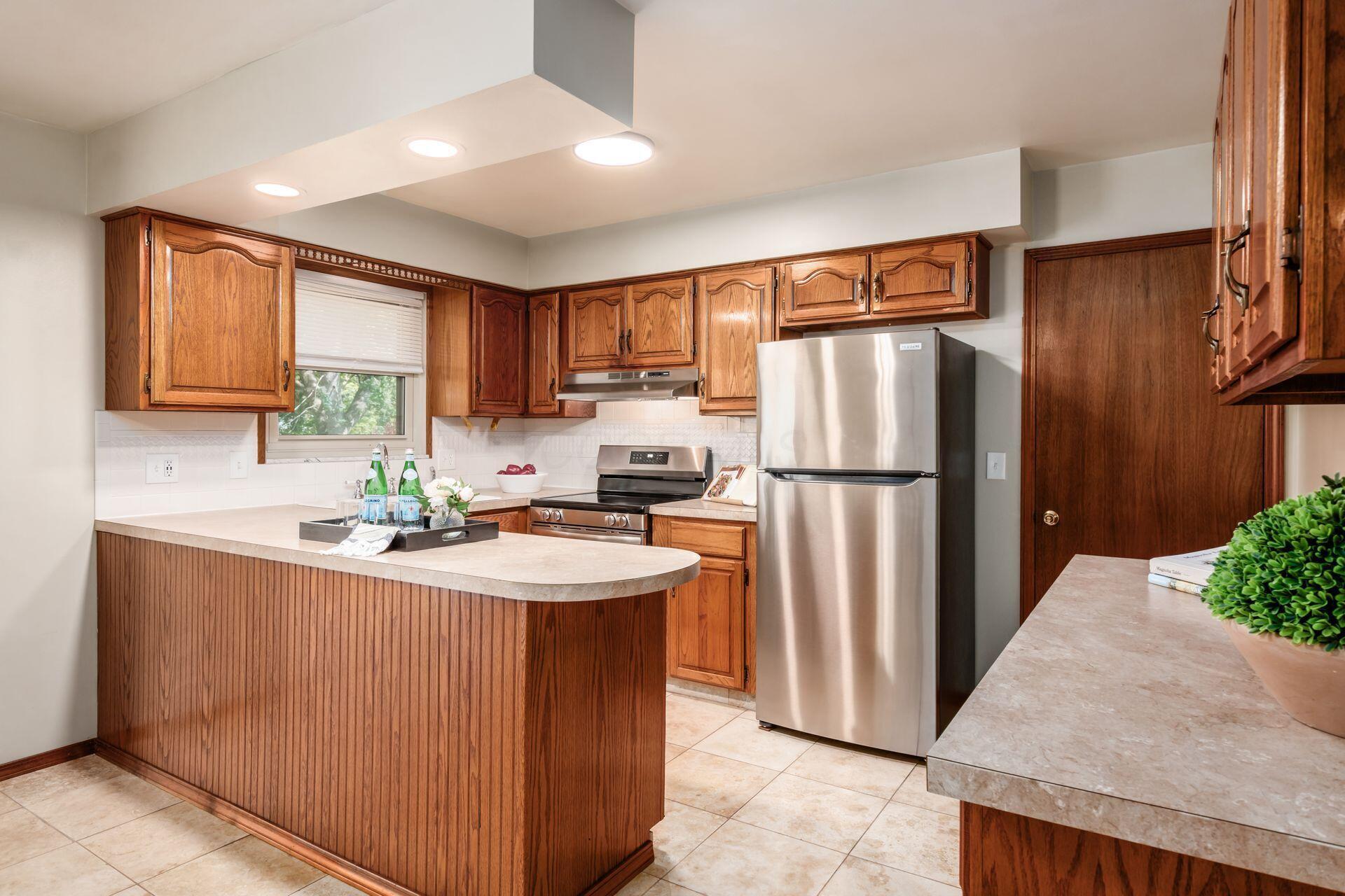 792 Ross Road Columbus, OH 43213 - Photo 12 of 34 Gallery Image 12
