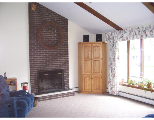 14 Briarwood Road Rutland, MA 01543 - Photo 4 of 12