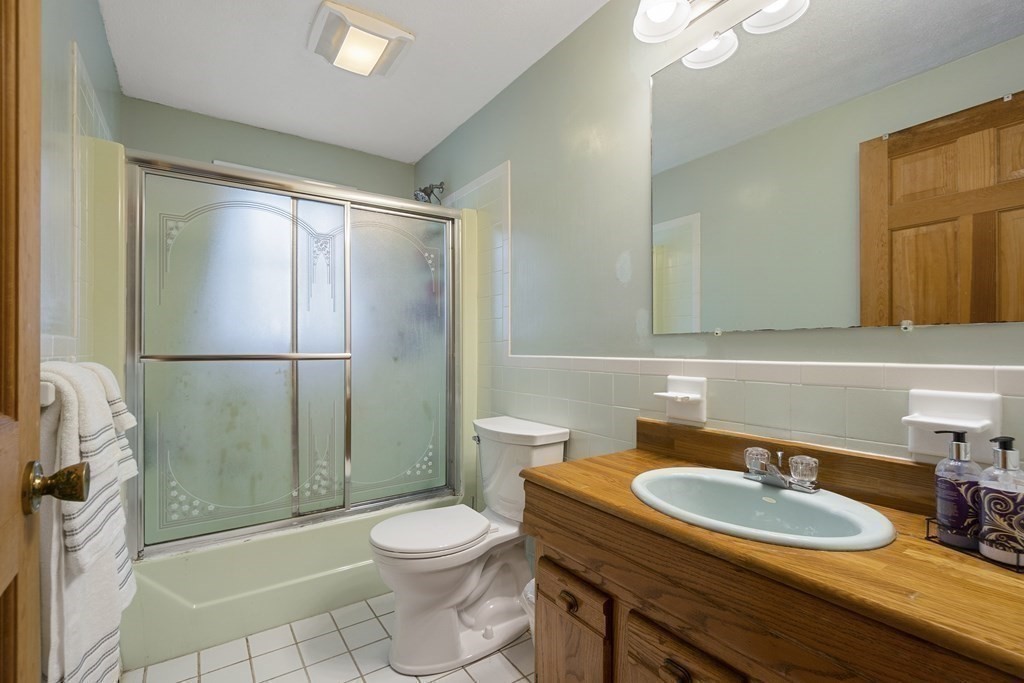 2 Jonathan Road Burlington, MA 01803 - Photo 28 of 41 Gallery Image 28