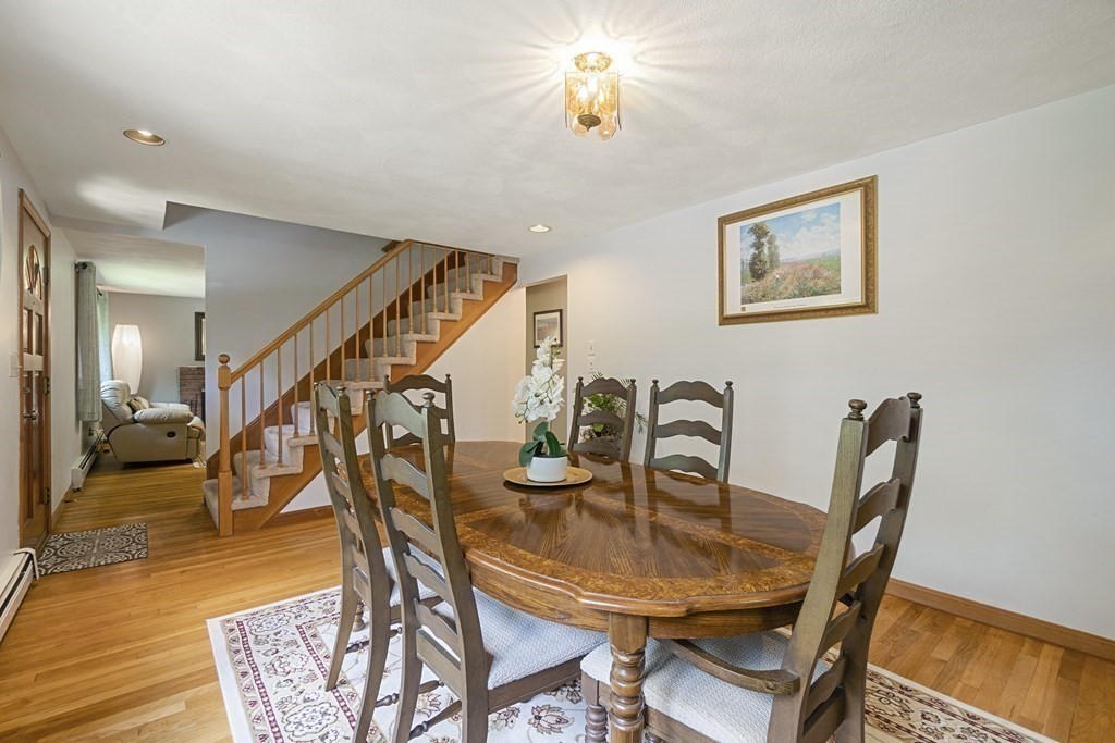 2 Jonathan Road Burlington, MA 01803 - Photo 3 of 41 Gallery Image 3