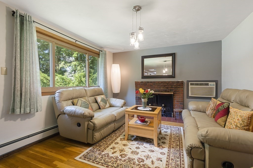 2 Jonathan Road Burlington, MA 01803 - Photo 7 of 41 Gallery Image 7