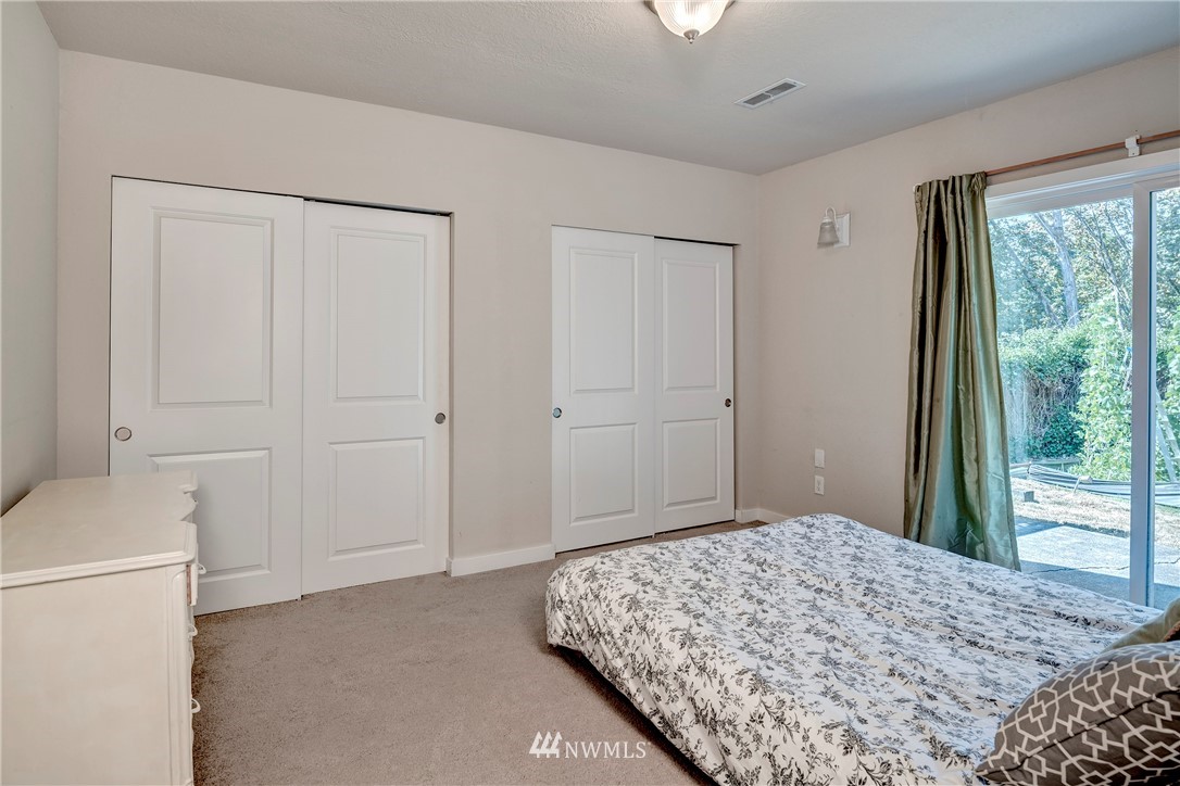 22204 7th Place West Bothell, WA 98021 - Photo 14 of 25