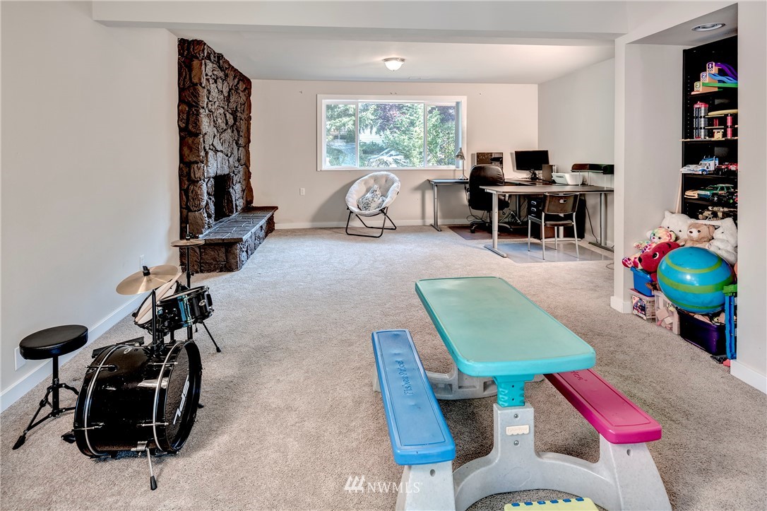 22204 7th Place West Bothell, WA 98021 - Photo 22 of 25