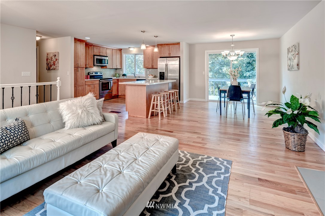 22204 7th Place West Bothell, WA 98021 - Photo 5 of 25