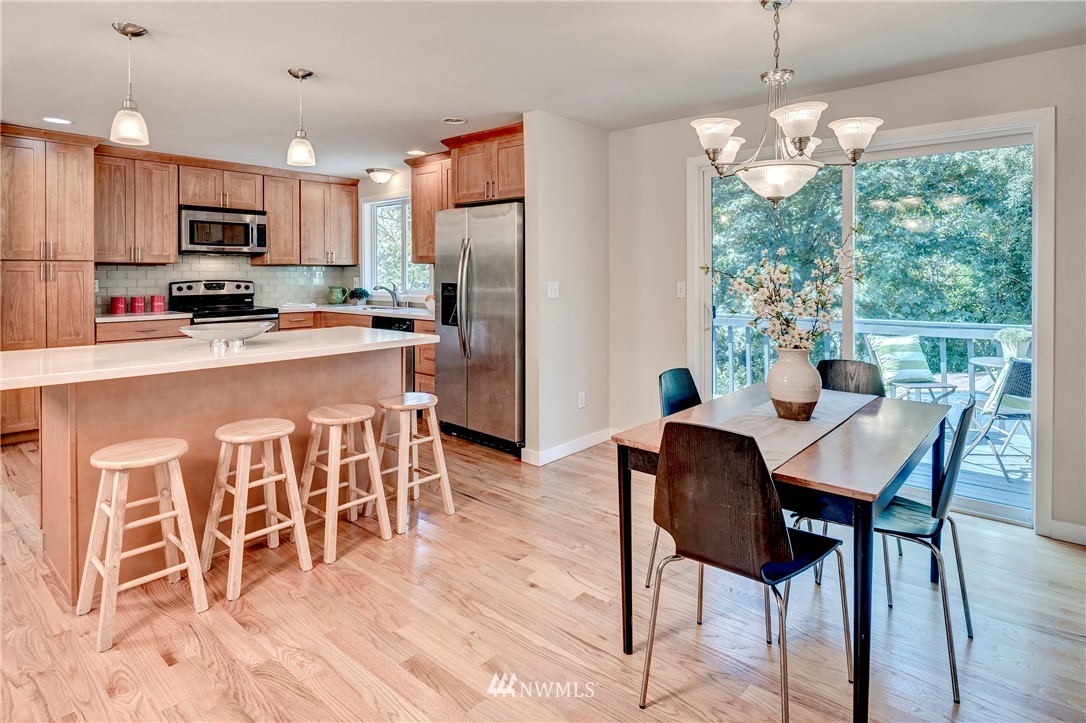 22204 7th Place West Bothell, WA 98021 - Photo 10 of 25