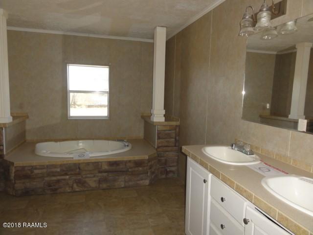 12311 Saltzman Road Gueydan, LA 70542 - Photo 14 of 18 BATH 1