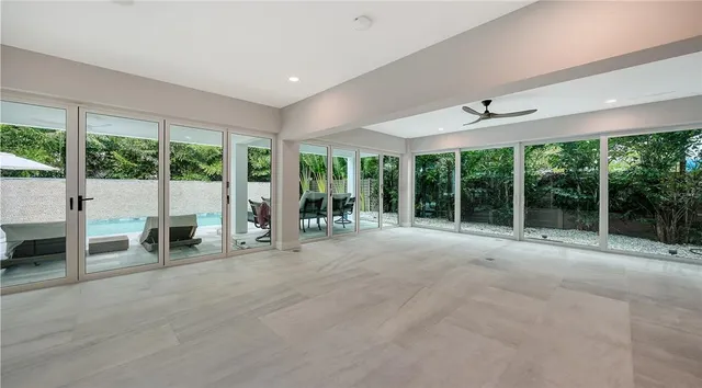 $1,950,000 | 5930 Briarwood Avenue, Sarasota, FL 34231