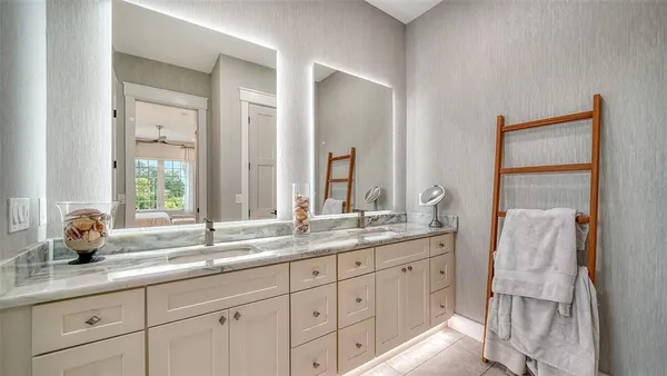 $1,749,000 | 5930 Briarwood Avenue, Sarasota, FL 34231