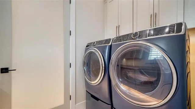 $1,950,000 | 5930 Briarwood Avenue, Sarasota, FL 34231