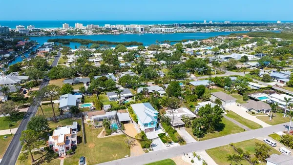 $1,749,000 | 5930 Briarwood Avenue, Sarasota, FL 34231