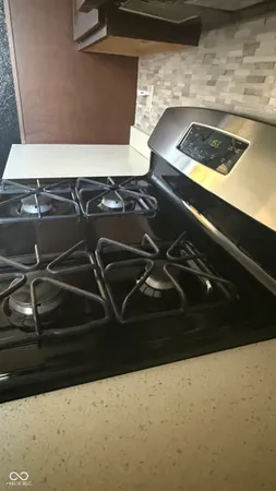 $2,300 | 4674 West Chert Drive, New Palestine, IN 46163