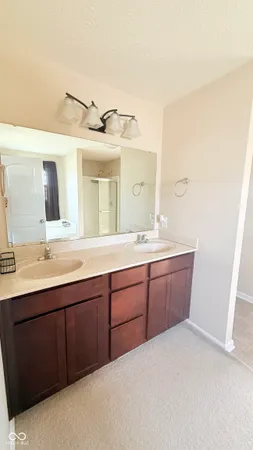 $2,300 | 4674 West Chert Drive, New Palestine, IN 46163