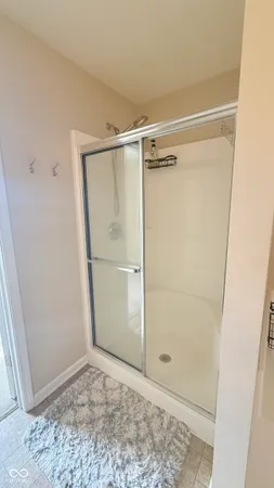 $2,300 | 4674 West Chert Drive, New Palestine, IN 46163