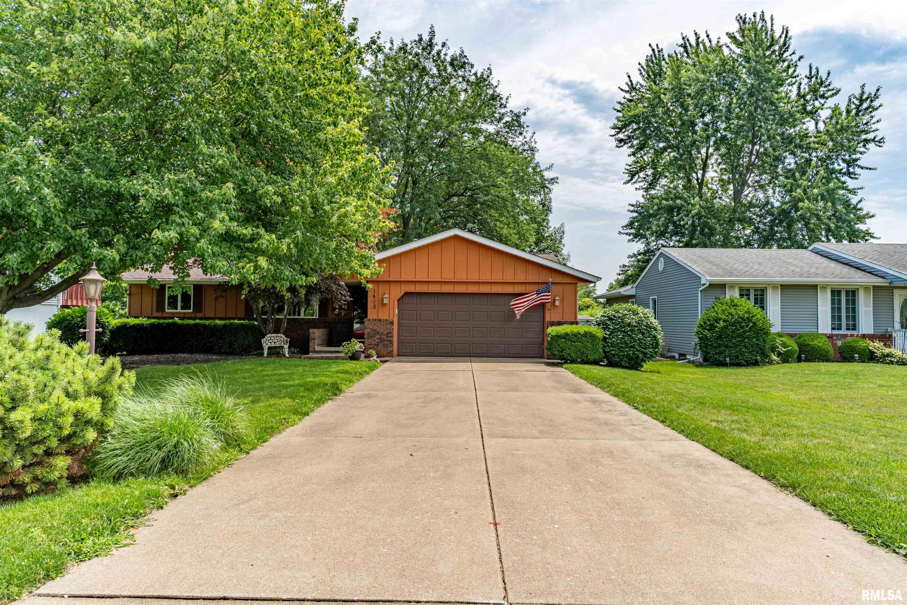 1408 Highview Road East Peoria, IL 61611 - Photo 1 of 27 Gallery Image 1