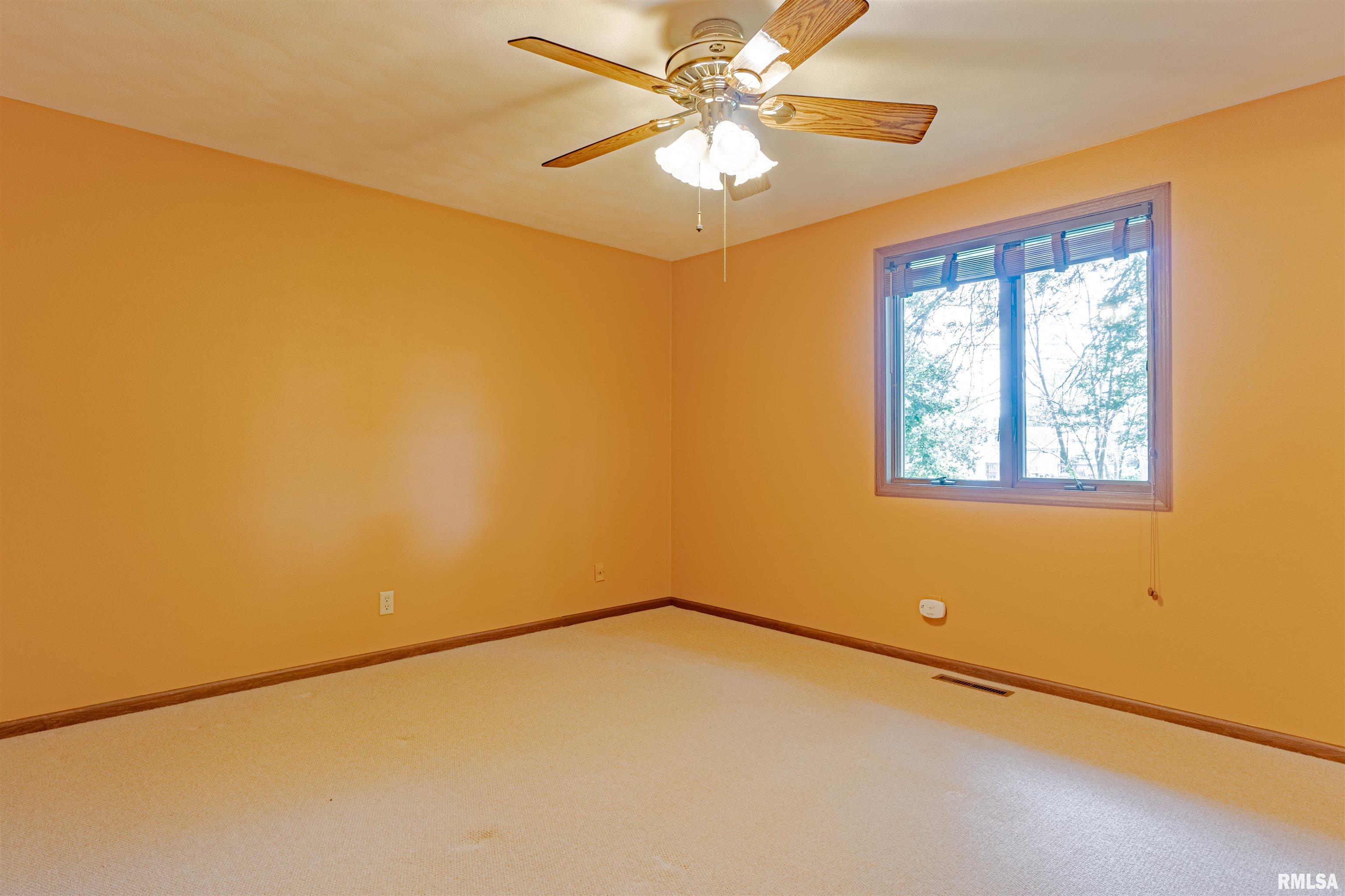 1408 Highview Road East Peoria, IL 61611 - Photo 13 of 27 Gallery Image 13