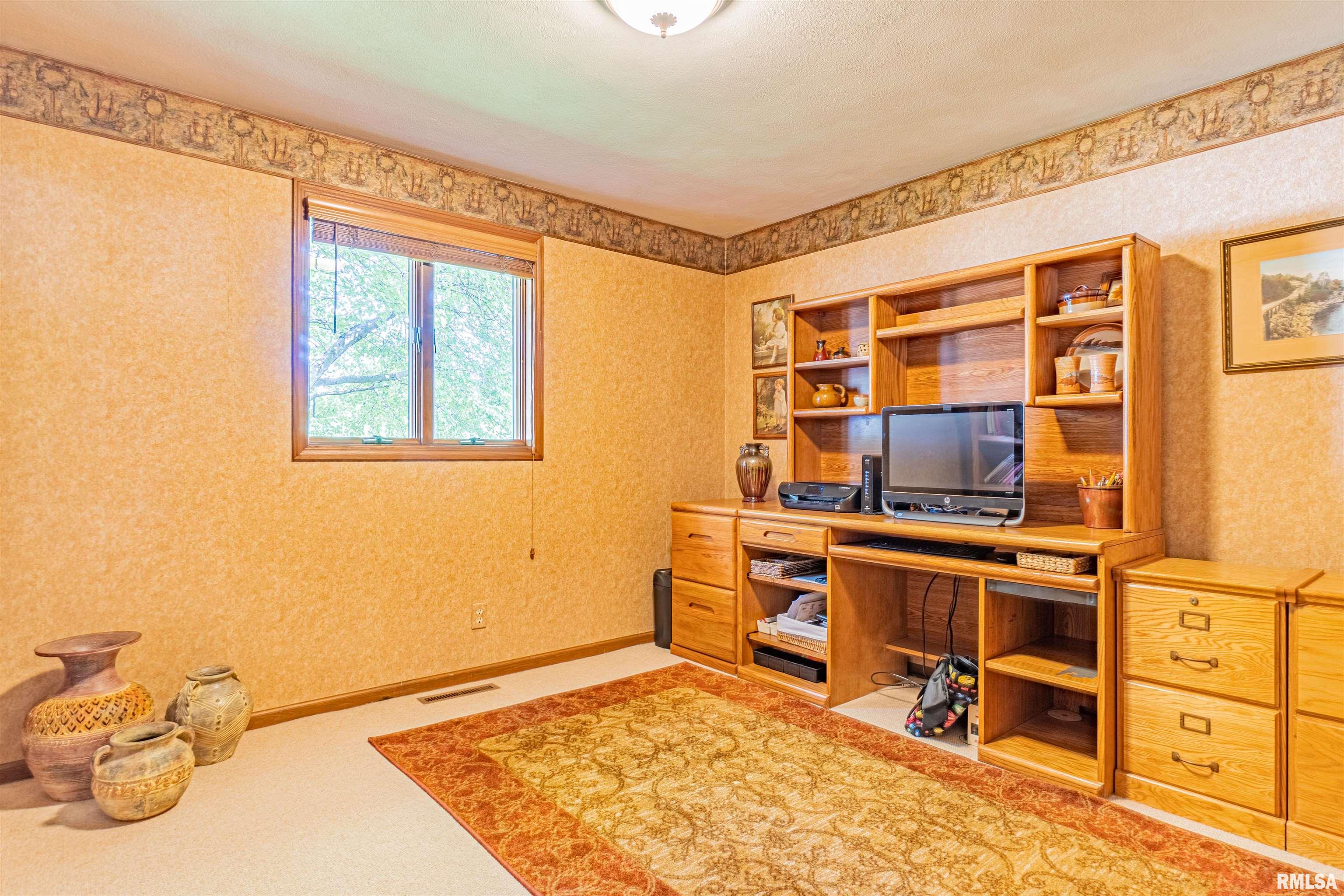 1408 Highview Road East Peoria, IL 61611 - Photo 16 of 27 Gallery Image 16