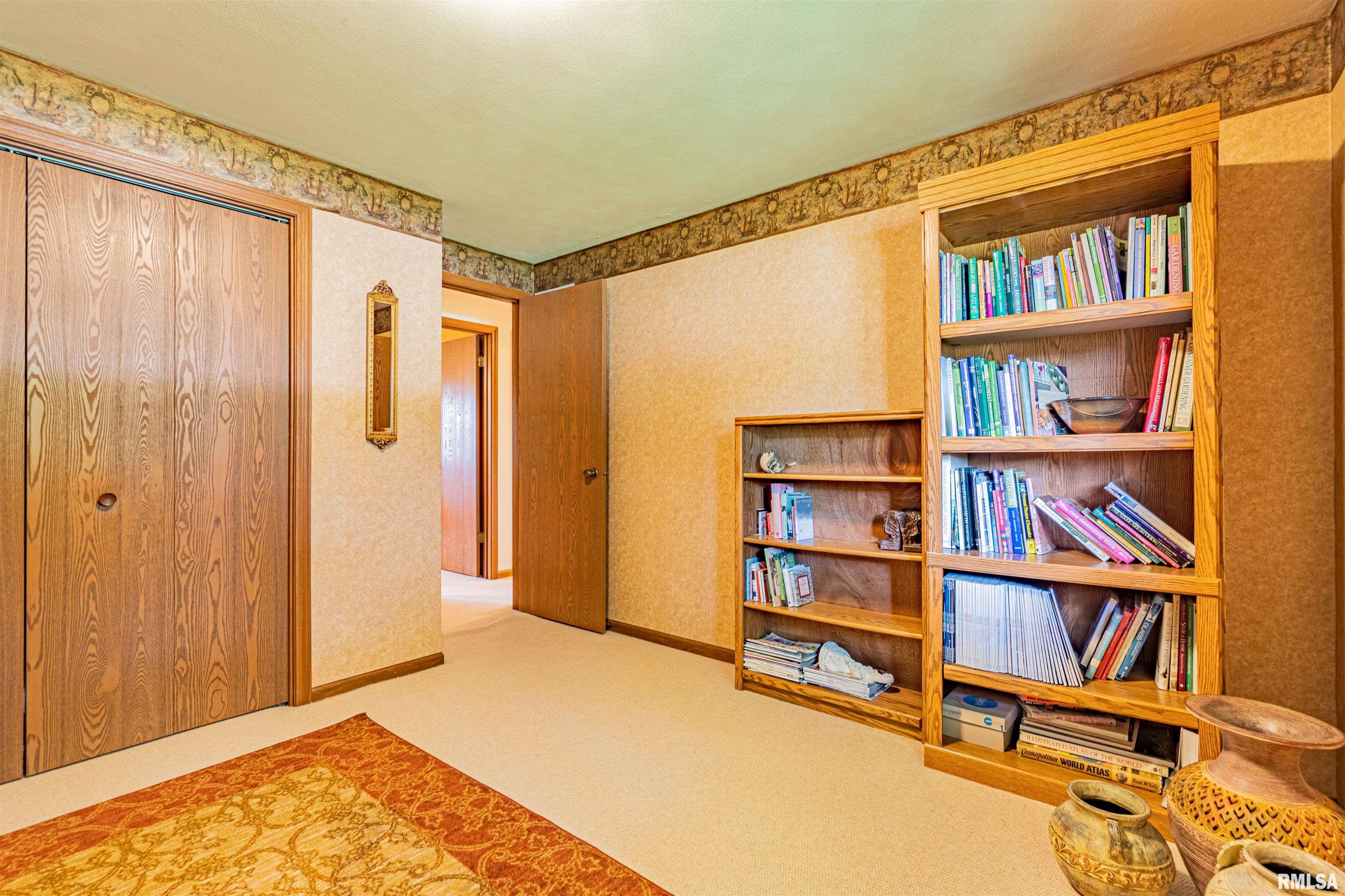 1408 Highview Road East Peoria, IL 61611 - Photo 17 of 27 Gallery Image 17