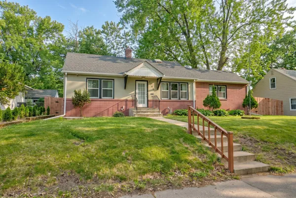 $339,900 | 1742 Nevada Avenue East, St. Paul, MN 55106