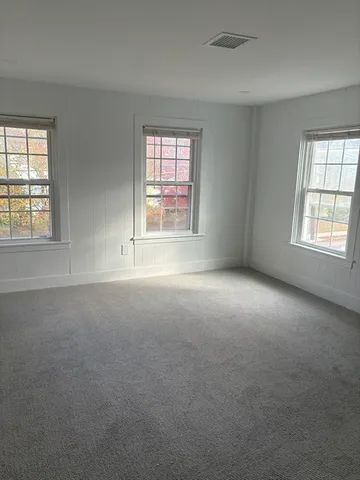 $1,925 | 34 Walnut Street, Unit 4, Natick, MA 01760