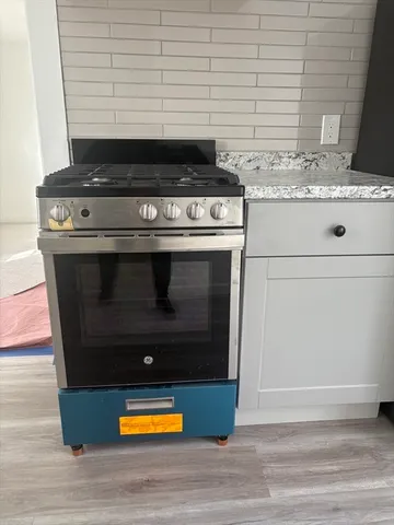 $1,925 | 34 Walnut Street, Unit 4, Natick, MA 01760