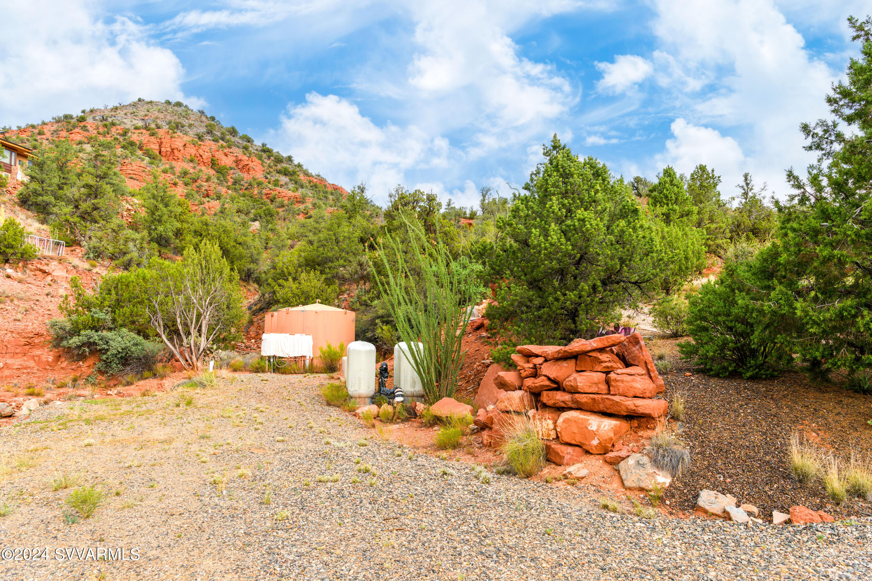 4669 Red Rock Loop Road Sedona, AZ 86336 - Photo 11 of 29 4669 Red Rock Loop-11
