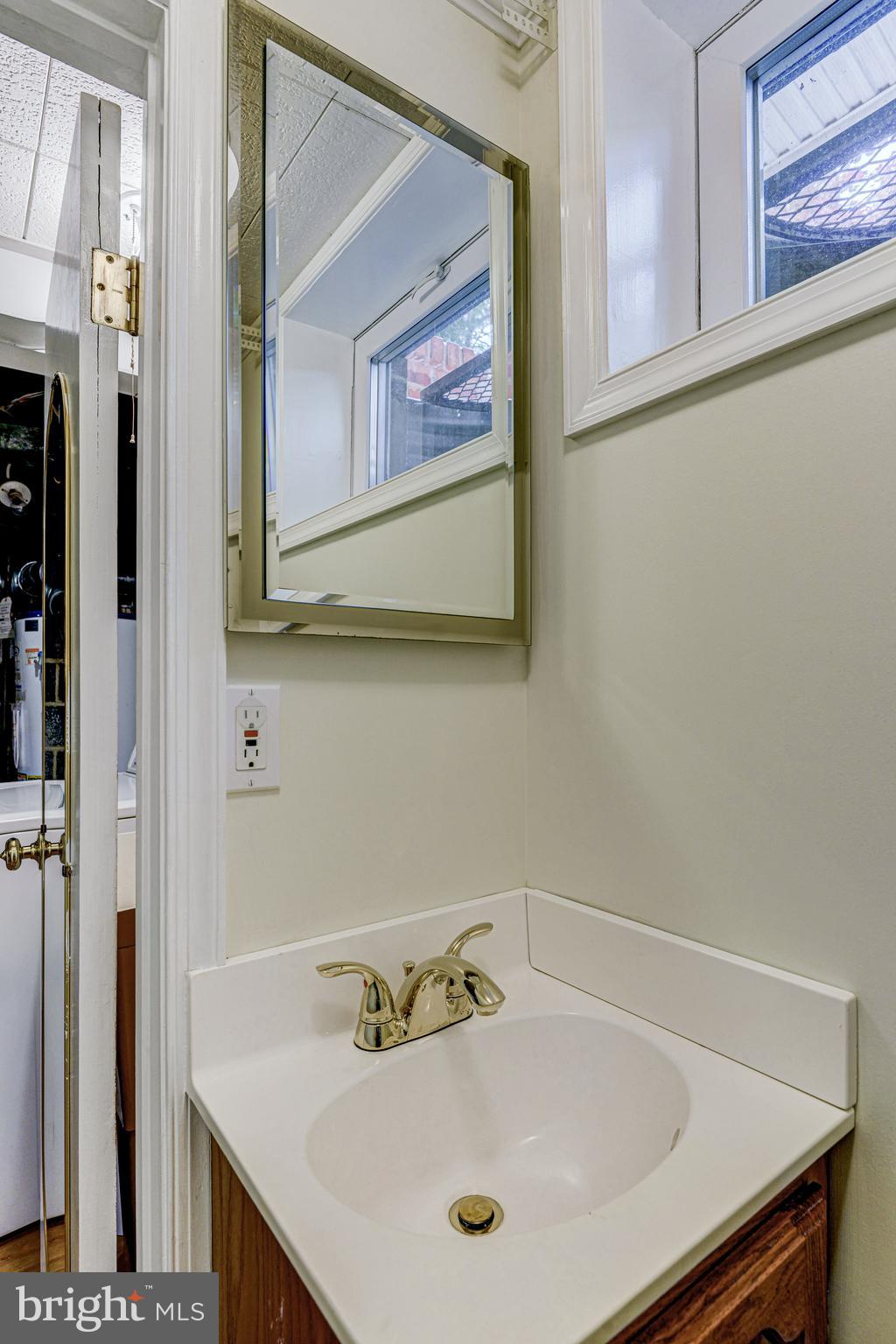 11917 Centerhill Street Silver Spring, MD 20902 - Photo 24 of 29 Gallery Image 24
