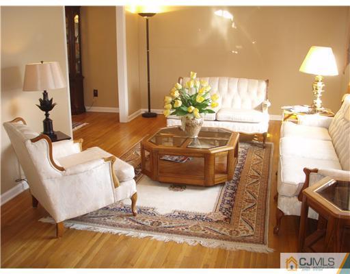 61 Buck Road East Brunswick, NJ 08816 - Photo 5 of 22 Gallery Image 5