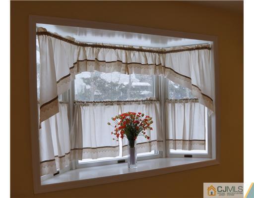 61 Buck Road East Brunswick, NJ 08816 - Photo 7 of 22 Gallery Image 7