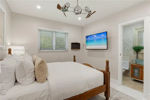 $3,150,000 | 13300 Southwest 69th Avenue, Pinecrest, FL 33156